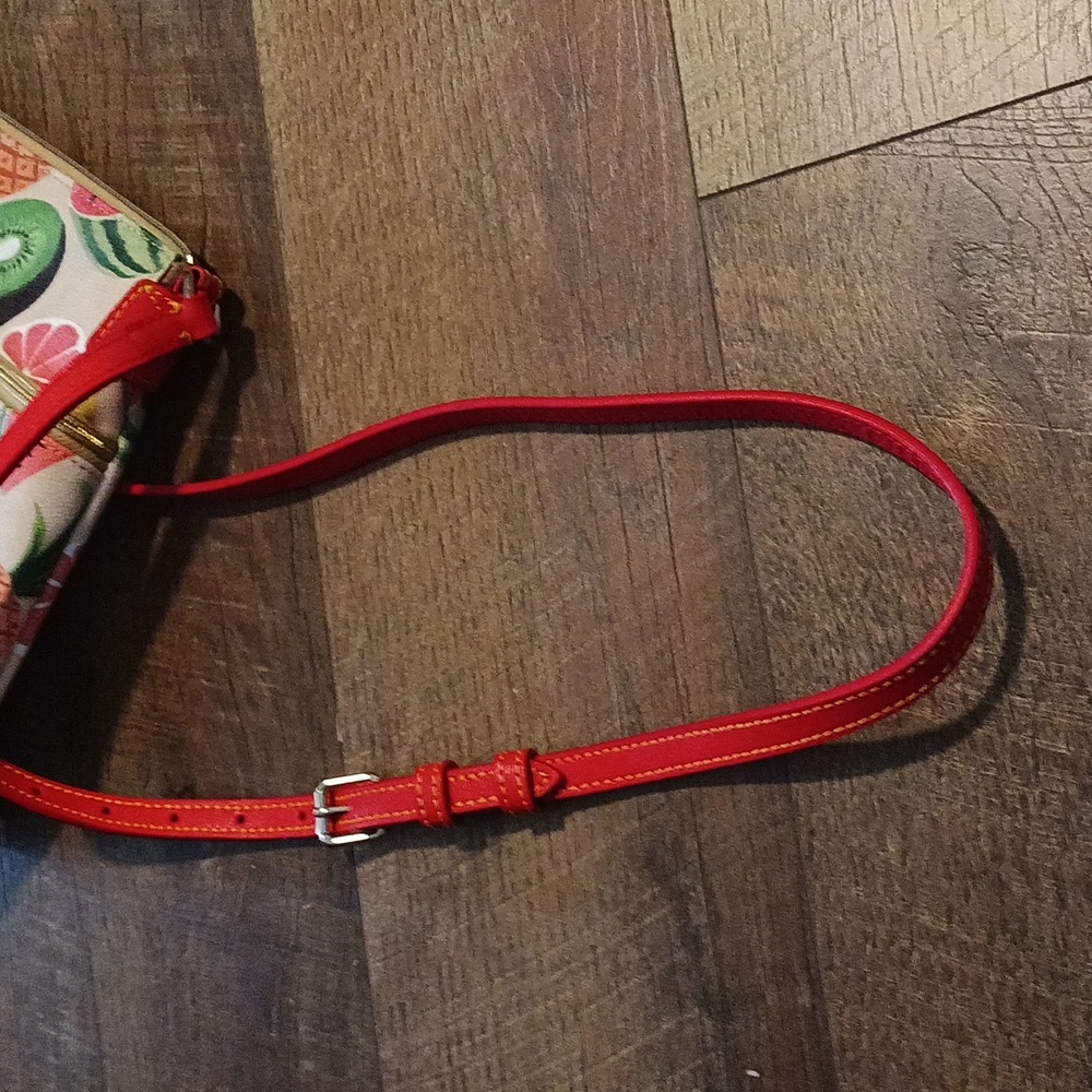 Dooney & Bourke Fruit print Bag πππ - Picture 7 of 14